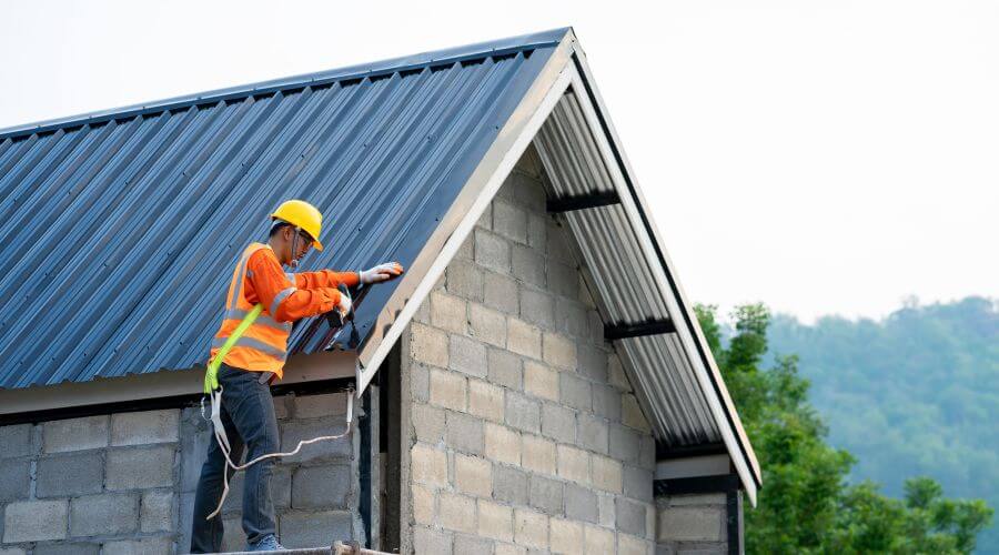 Expert top industrial roofings services in Omega, OK